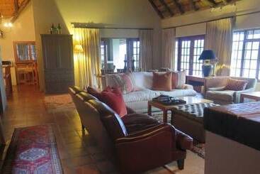 דירות לתיירים Rivermead