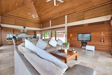 דירות לתיירים Villa Ayundra