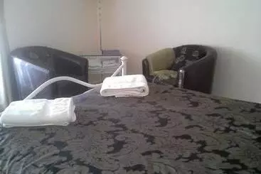 Gloucester On Avon Bed & Breakfast