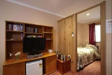 North East Rest Awhile Bed & Breakfast