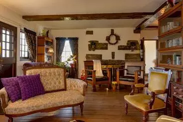 ツーリストアパートメント Castle On Glen 3 Bedroom Home