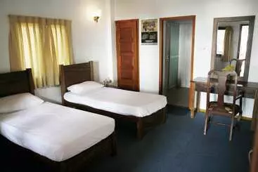 Hotel Arugam Bay Surfing Resort