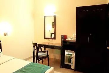 Hotel Oyo Premium Elgin Road