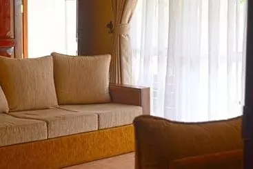 펜션 Lumbini Lagoon