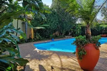 Pension Restawhile Guest House Pretoria
