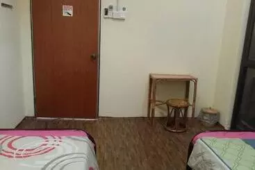 Muntri House   Hostel