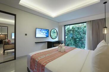 호텔 Sanctoo Suites & Villas