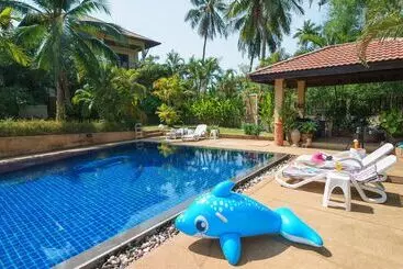 דירות לתיירים Maenam Hills Samui