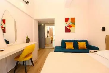 Hospedaria Fegi Rooms