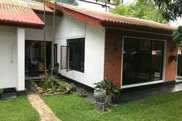 פנסיון Athmankada Safari Resort