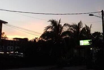 Motel Mai Chenang Guesthouse