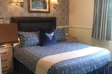 Hotel Avlon House Bed And Breakfast