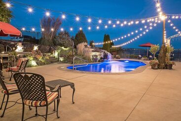 민박 Cameo Heights Mansion And The Vine Fine Dining Restaurant