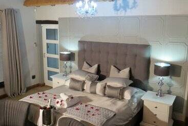 بنسيون Galagos Lodge