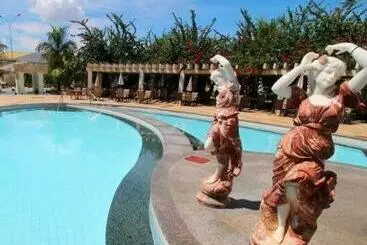 هتل آپارتمان Villa Medici Lacqua Ii