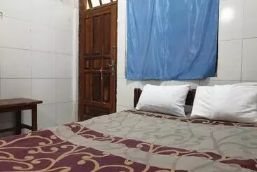 Hotel Spot On 92620 Syfa Kost
