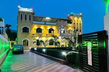 Hotel L S Haveli