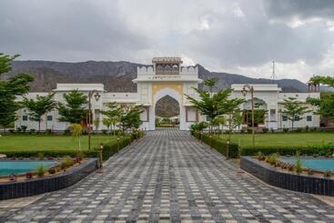 Hukamgarh A Luxury Boutique Resort