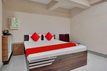 هتل Oyo Flagship 81331 Itsuki