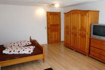 ホテル Pension Schwalbennest