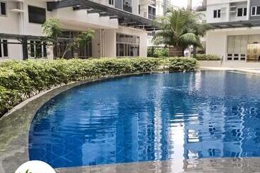 Huoneistohotelli Vine Residences Staycation