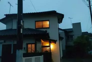 Hostel 木の家ゲストハウス別館