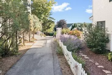 アパートホテル Victorian Inn Elkhart Lake