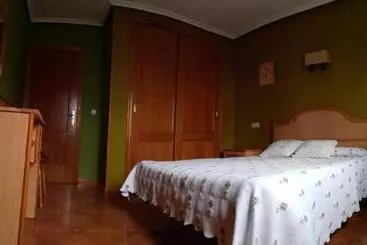 Pensionat Alojamientos Prada