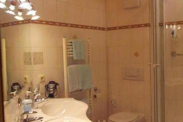 ホテル Gasthaus Pension Herberger