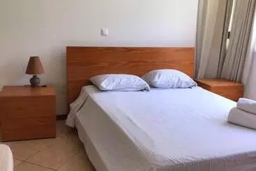 پانسیون Residencial Lela D Fermina