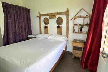 هتل آپارتمان Tinyhouse Samaná