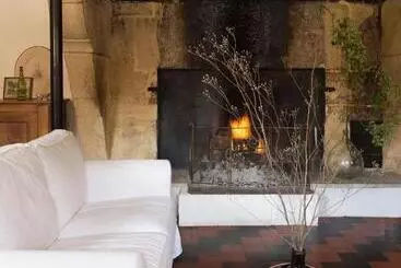 Aamiaismajoitus (B&B) Château De Martigny