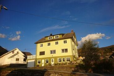 Pansiyon Hardanger Rom & Harmonium The Green B&b