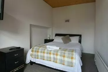 Pensione Hill Breeze House