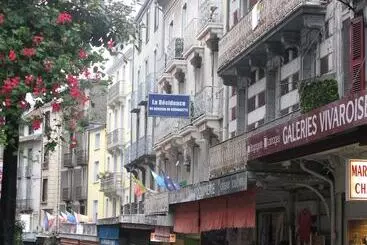 هتل Au Berceau De Bernadette