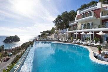 ホテル Irida Boutique