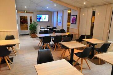 هتل Logis Hôtel L Oliveraie