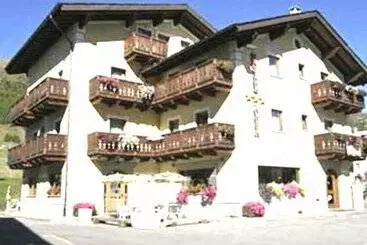Hotel Alba