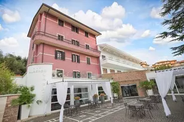 Hotel Albergo La Pace