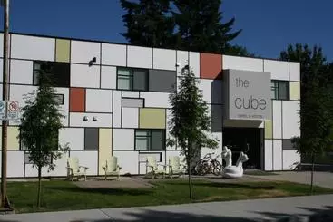Hotel The Cube In Revelstoke