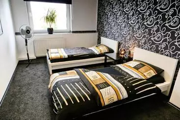 هتل Suite Apartement Essen