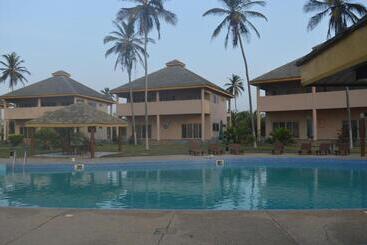 ホテル Elmina Bay Resort