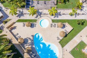 هتل Karibea Beach Resort Clipper