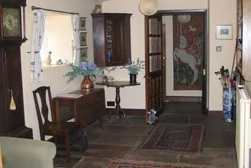 Cabane Low Hall Country House