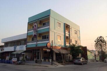 ホテル U Dee Room And Coffee