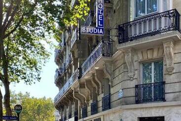 ホテル Studia