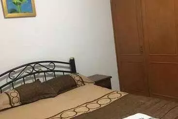 آپارتمان‌های توریست‌ها Suites Cervantes