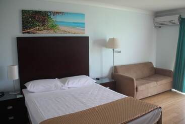 汽车旅馆 Centenary Motor Inn