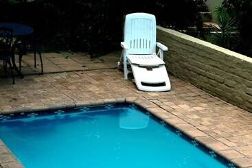 Pensió 7th Street Guesthouse