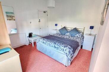 ツーリストアパートメント Beachcomber Holiday Apartments